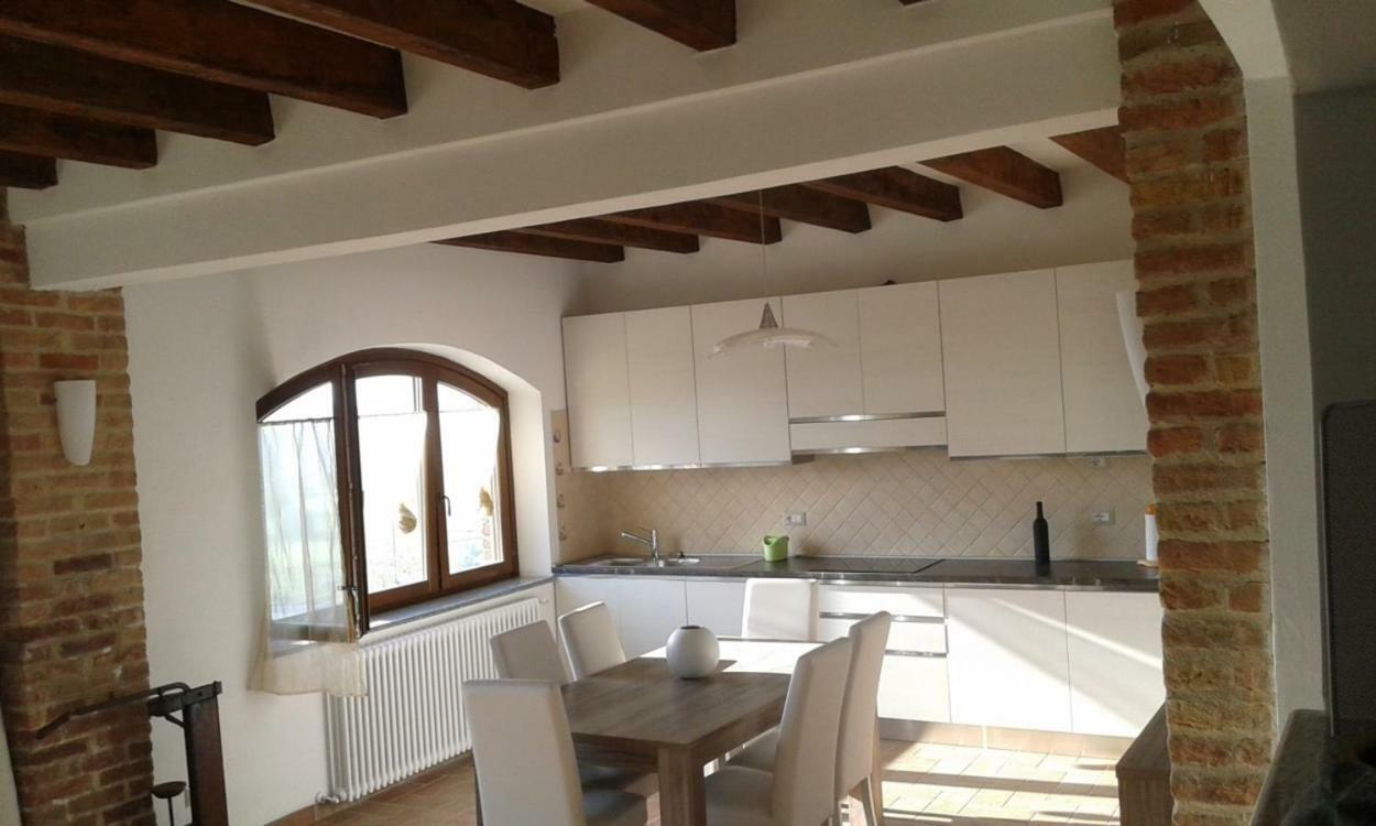 Casa Vacanze Sweet Dreams Agliano Terme Ngoại thất bức ảnh